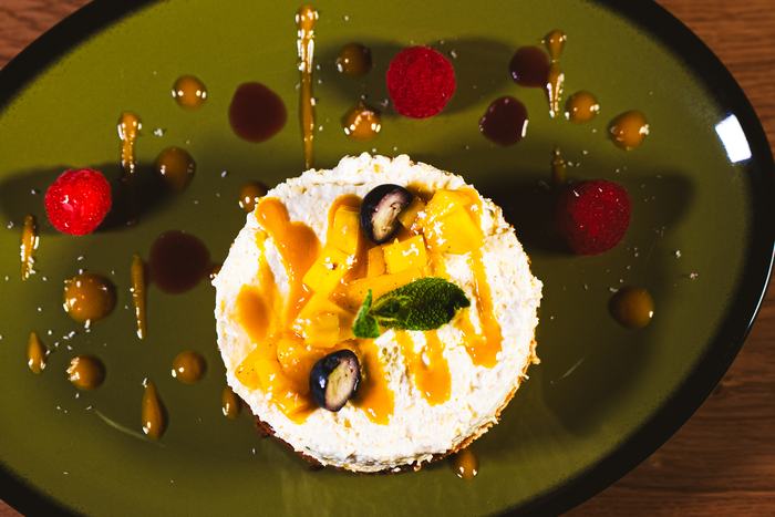 Photographie de dessert en studio